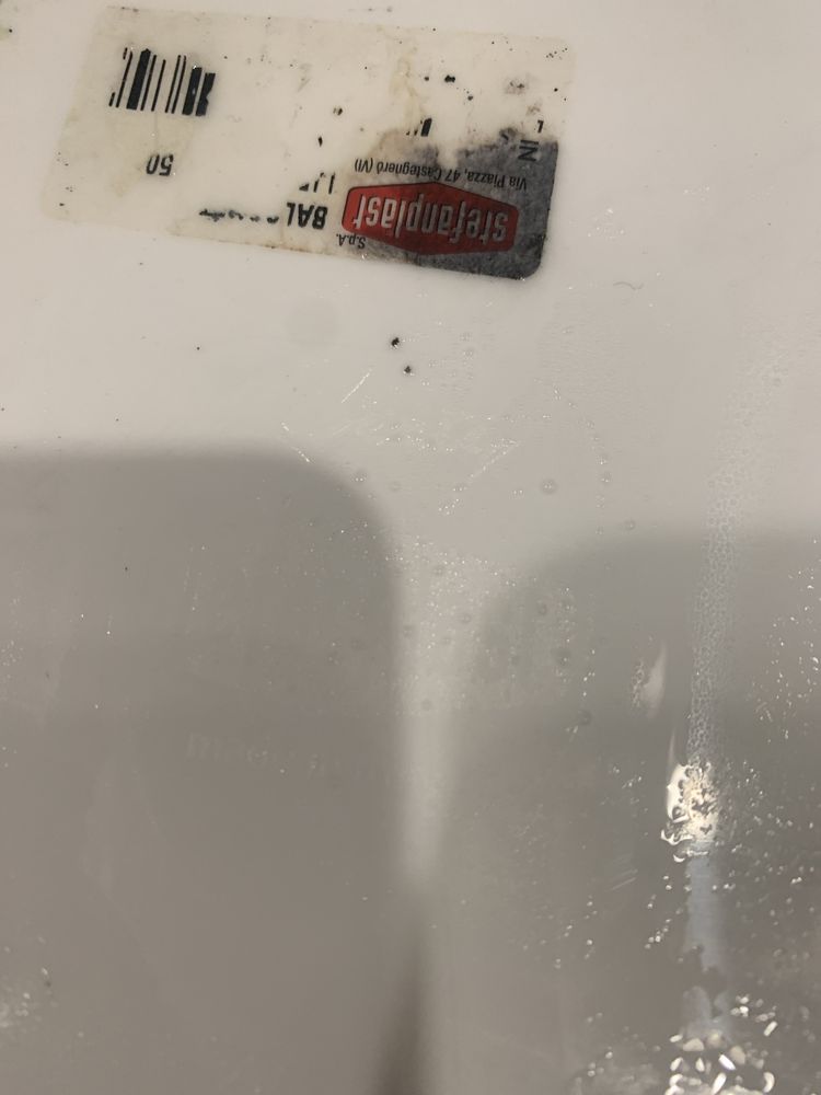 Vendo 4 Floreira branca , com efeitos