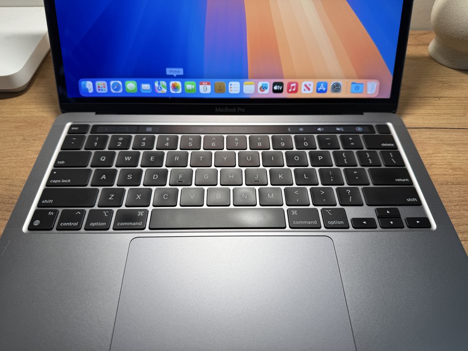 MacBook Pro 13 2020 M1 16Gb 256Gb Space 90%