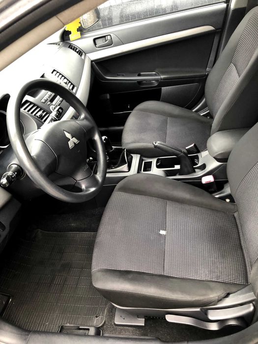 Mitsubishi Lancer 1,8 benzyna 143KM  Salon Polska