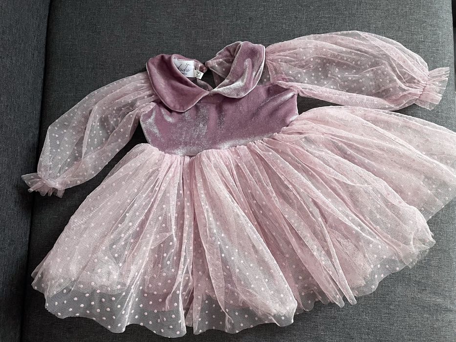 Сукня святкова для дівчинки на рік 74