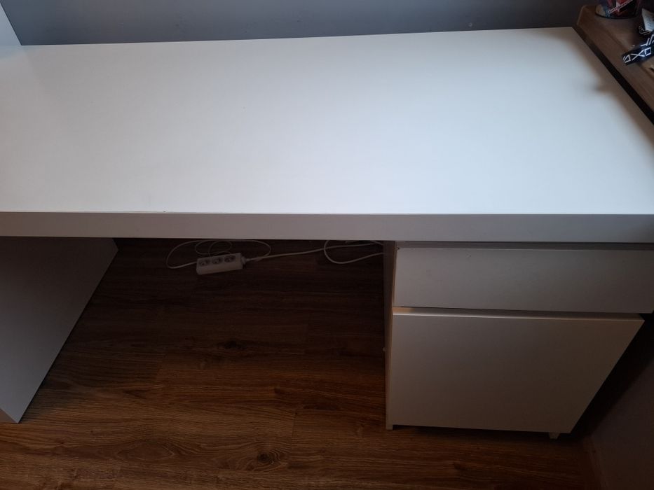 Biurko malm ikea