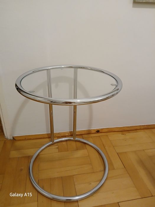 Okrągły szklany stolik kawowy