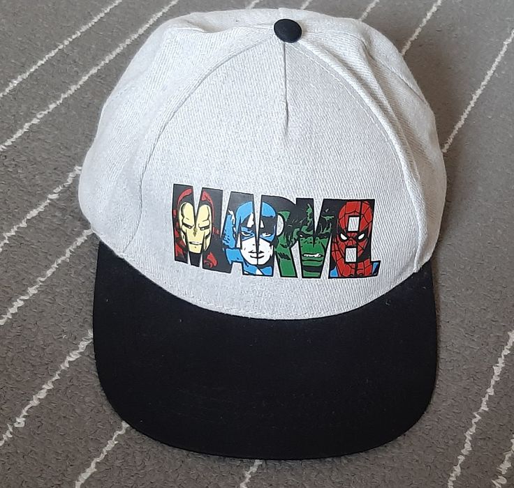 Czapka z daszkiem chłopięca Marvel r.56 nowa