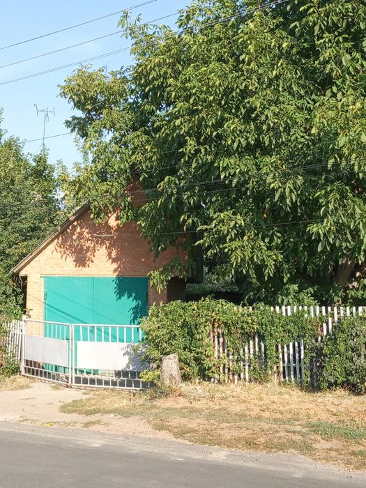 Продаю дом и участок