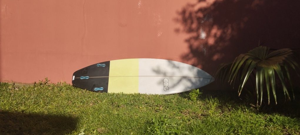 Prancha de Surf 5'9 (+/-29lts)