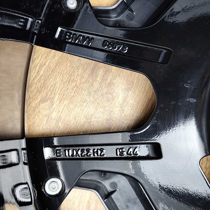 R22 10J-11J оригінал BMW XM G09 стиль 922M диски бмв