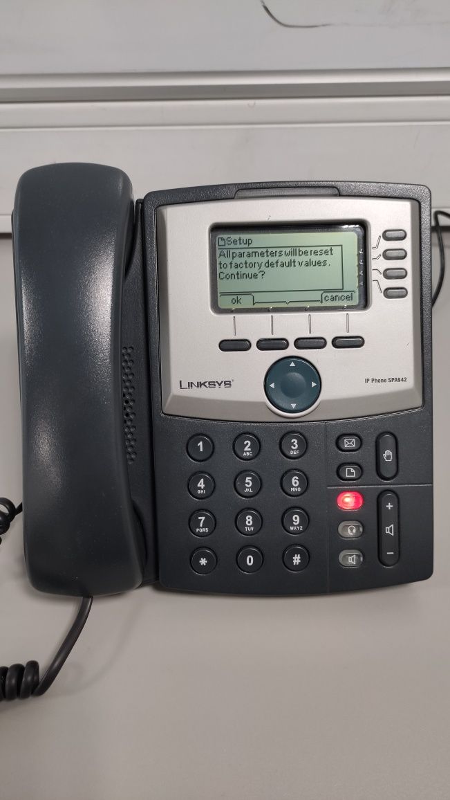 Telefone Voip Cisco/Linksys SPA942