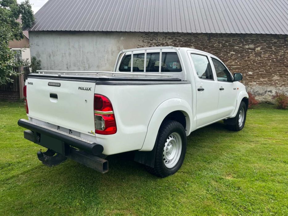 Toyota Hilux      2016