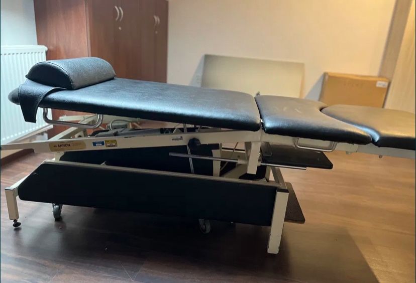 Стіл масажний з елктроприводом масажний кушетка реабілітаційна масаж