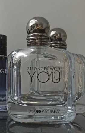 Flakon po perfumach Stronger with you