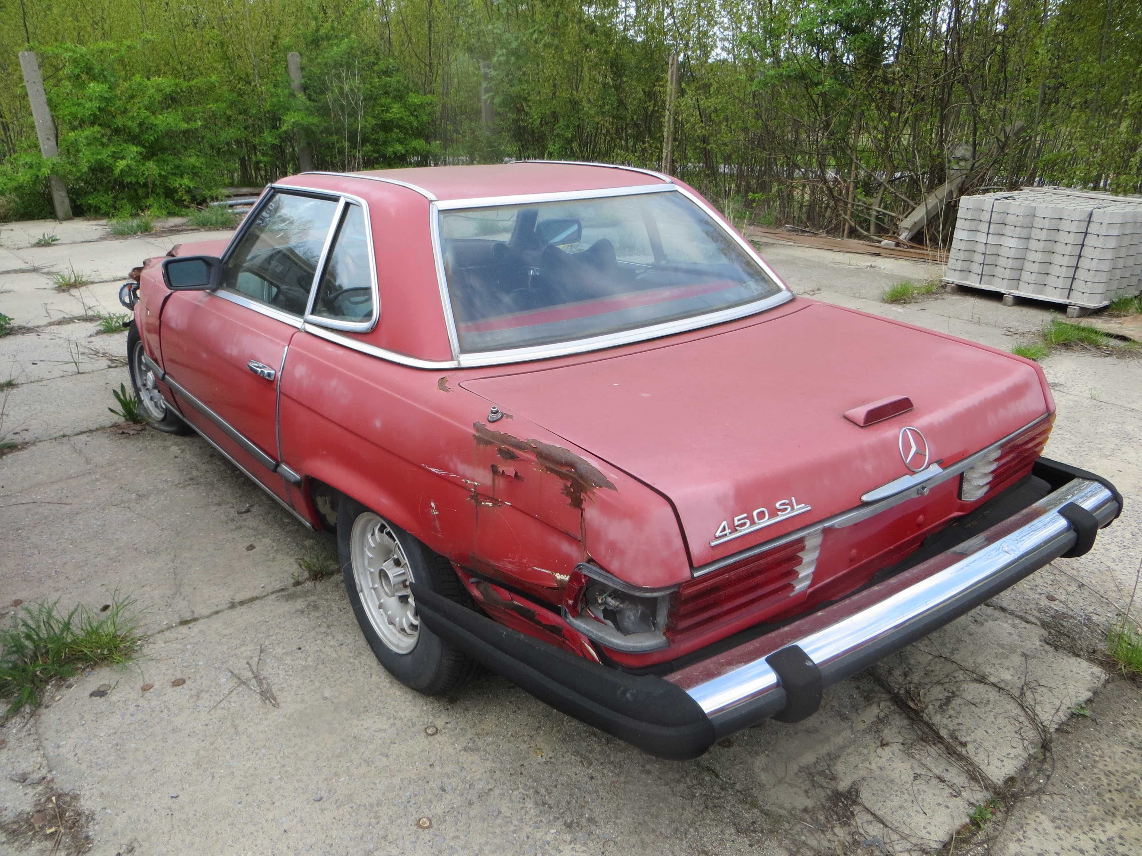 Mercedes-Benz 450 SL, model R107, 1977 rok - blacharsko b. dobry