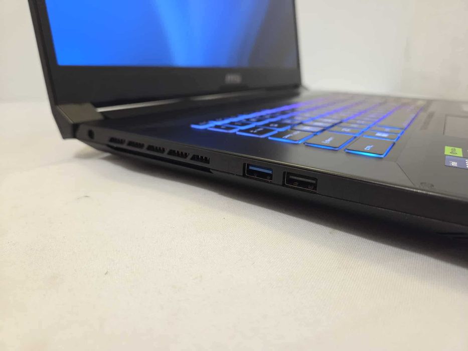 Laptop MSI KATANA 17" B13V i7 16GB 512SSD RTX4060 idealny stan Kraków