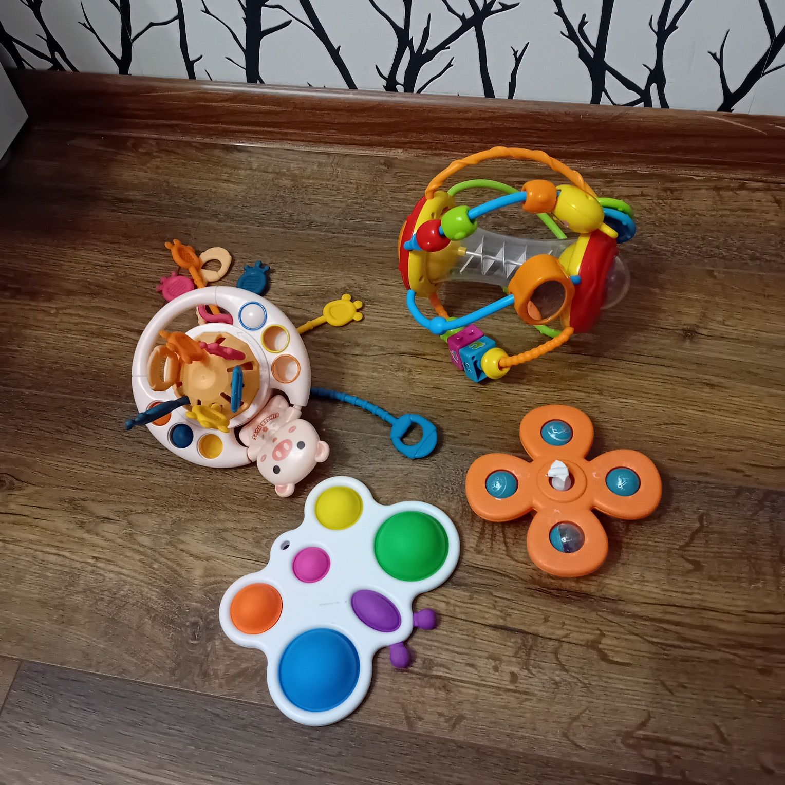 Zestaw Grzechotek sensoryczna  swinka przeciąganie gryzak Montessori