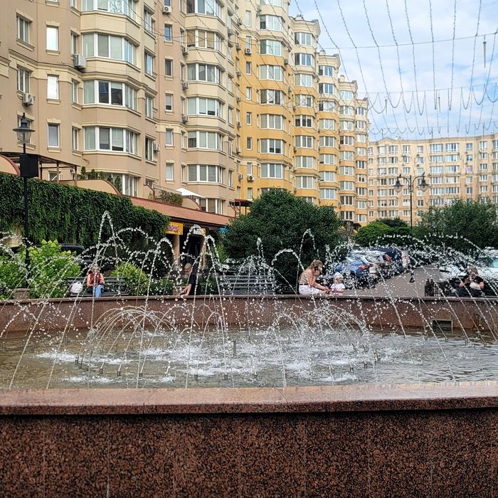 Продається 2к квартира з терасою ЖК Софія, Миру 31