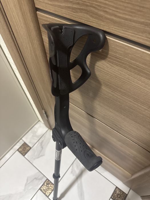 Милиця підлокітна FDI Ergodynamic, чорна