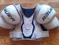 Нагрудник хоккейный bauer nexus