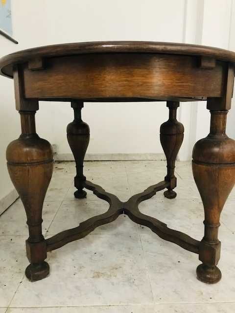 Mesa de Pião, antiga e bem estimada