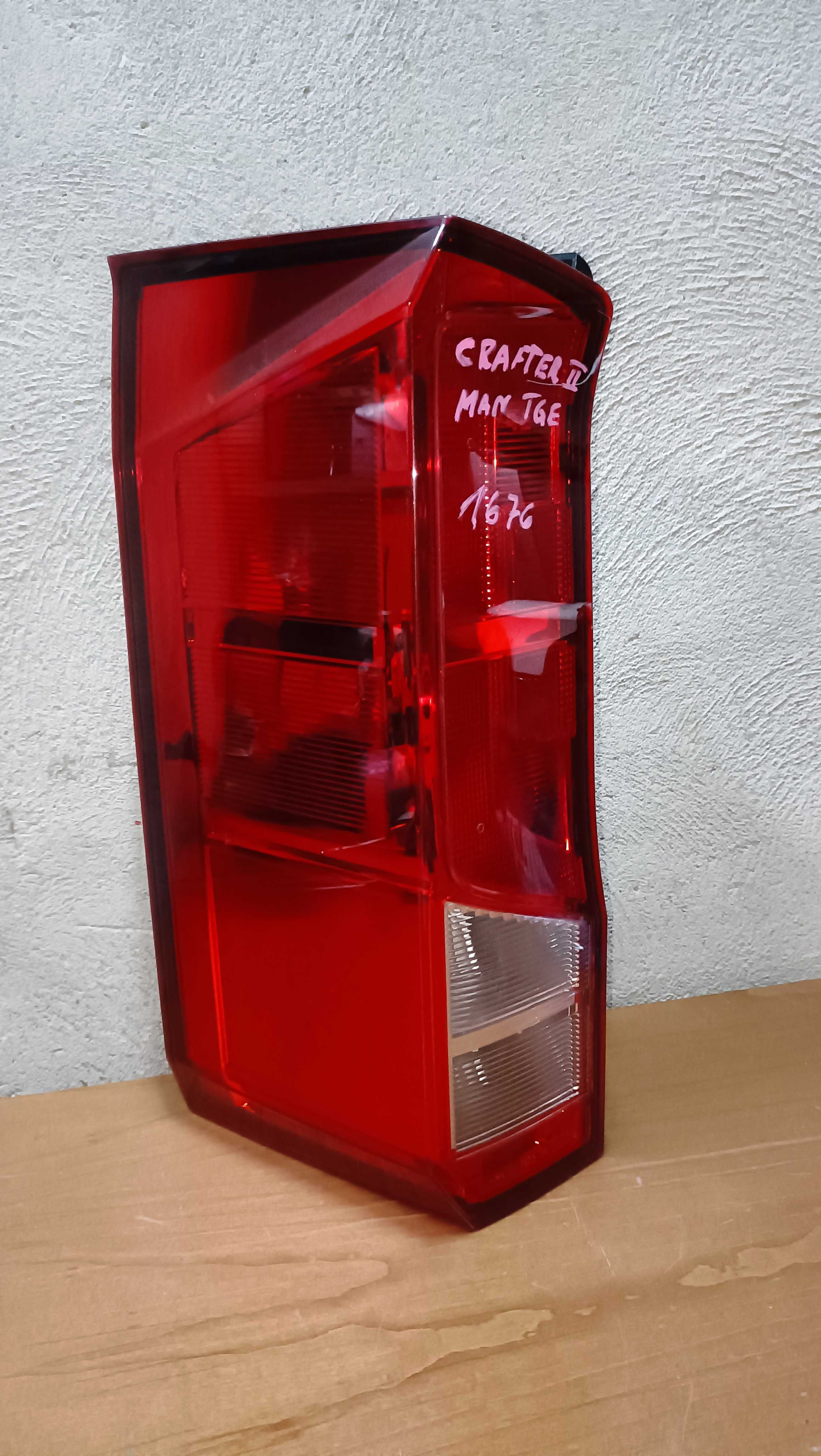 VW Crafter II MAN TGE Lampa tył lewa
