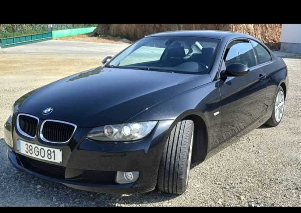 Bmw 320d Coupé KIT M interior PARTICULAR