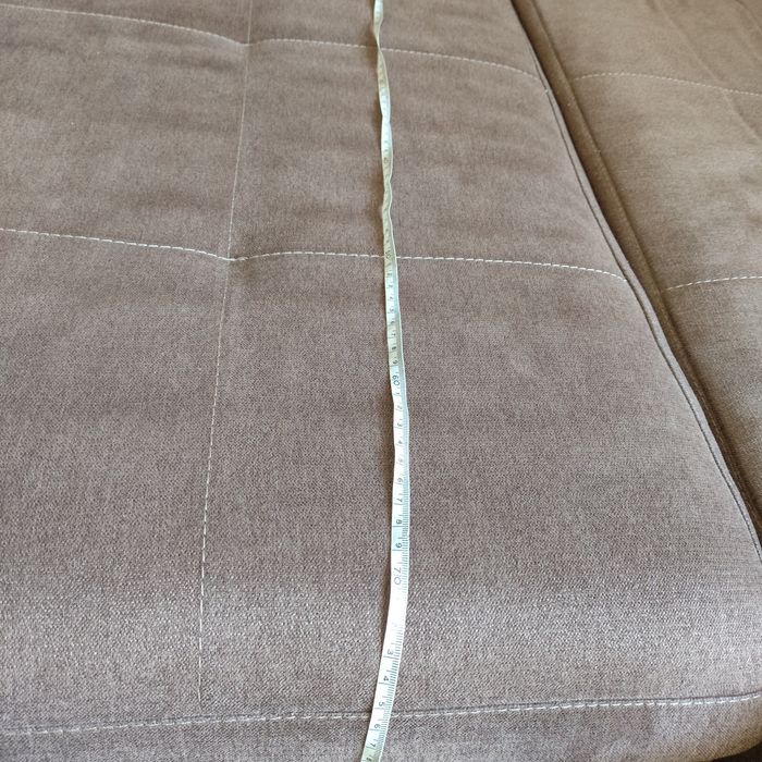 Кутовий диван для вітальні