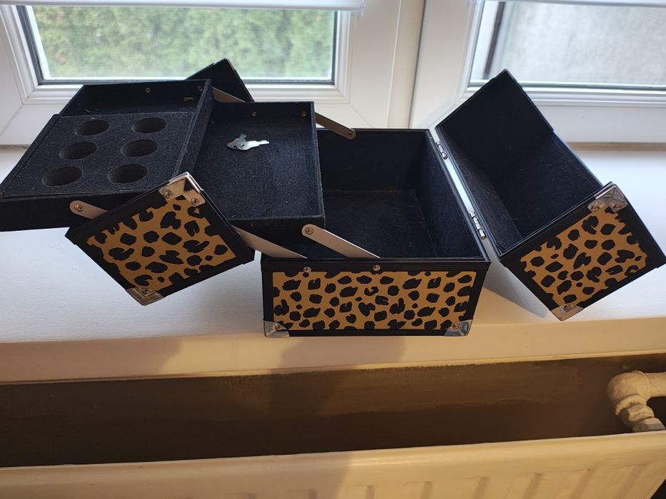 Skrzyneczka z kluczykiem panterka