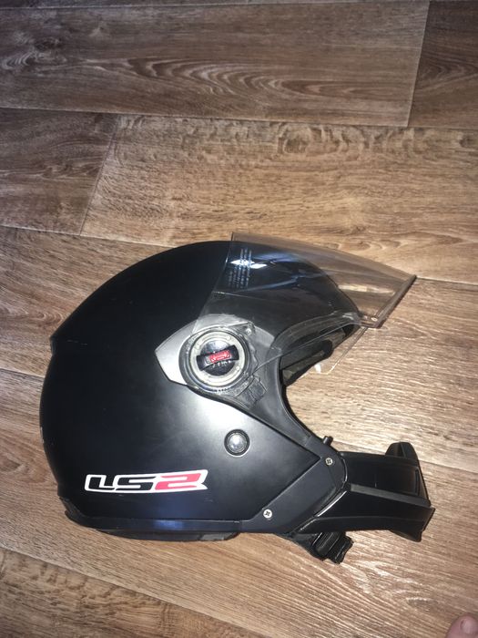 Непоганий Мото Шлем LS2