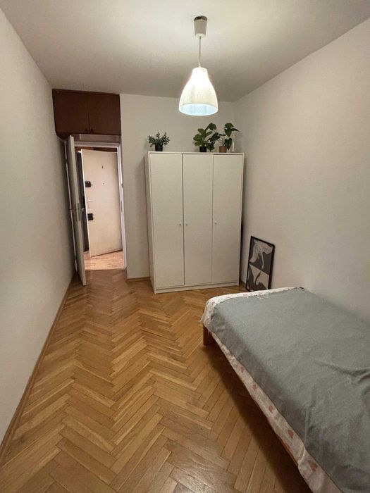 Pokój do wynajęcia w mieszkaniu dwupokojowym, Jana Pawła / Stawki