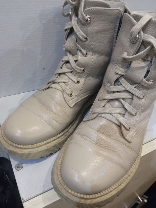 Продам женские зимние кожаные ботинки Fashion