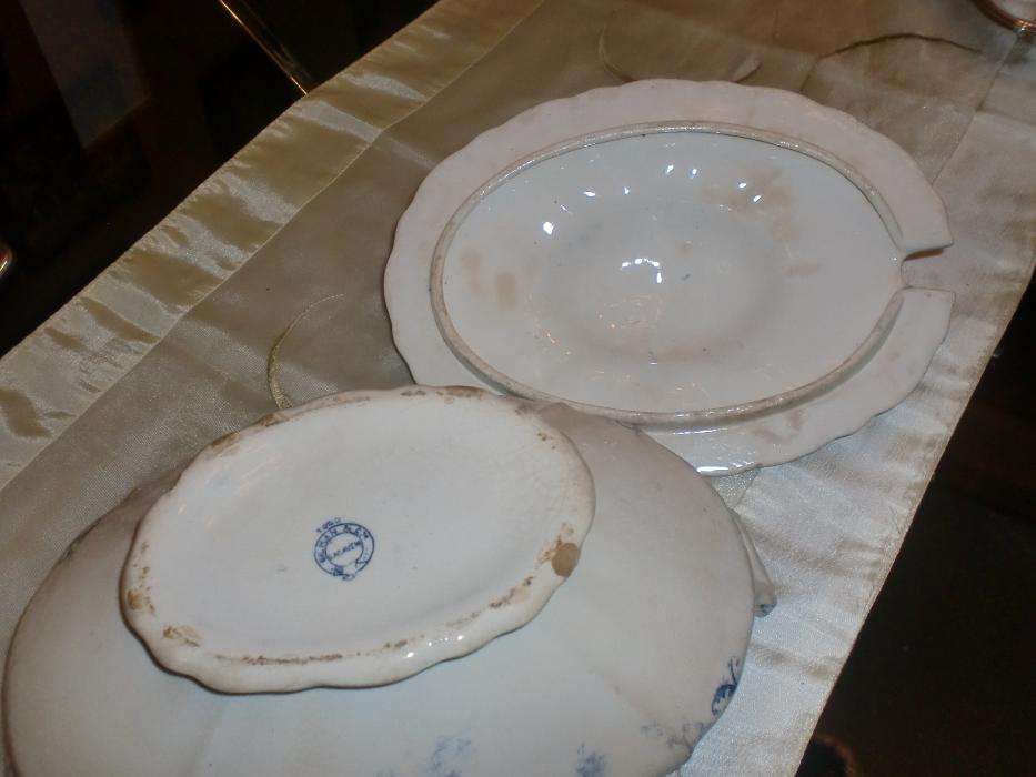 Terrina muito antiga - Sacavem