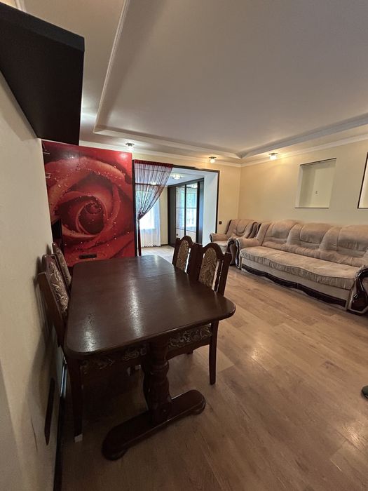 Продаж євро 2 кімнатної квартири з ремонтом! Чудова локація!