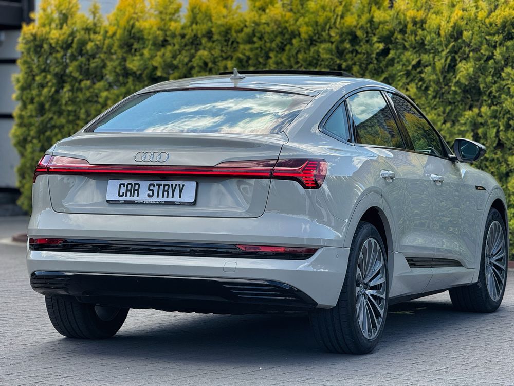 AUDI e‑tron 2020 • 71 кВт·год • 136 тис. км • ТОП-КОМПЛЕКТАЦІЯ!