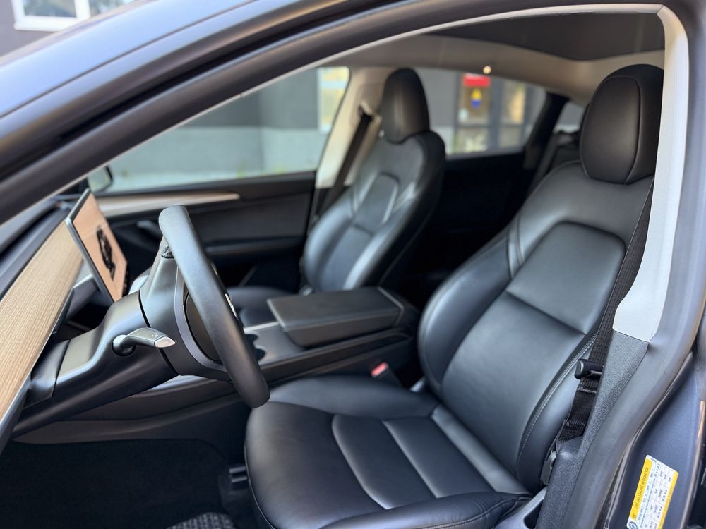 Tesla Y. Тесла у 23р