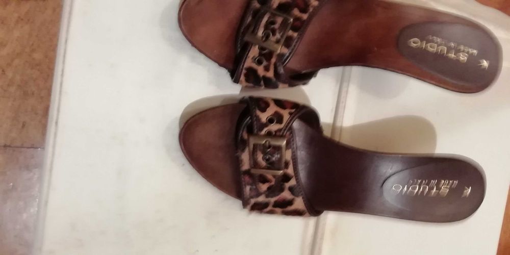 chinelas de marca