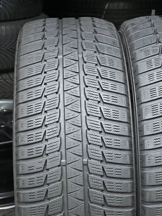 Шины зимние 235/55/R17 Falken EuroWinter