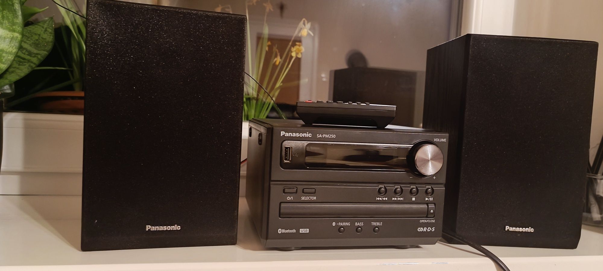 Sprzedam wieżyczke PANASONIC w Idealnym stanie.
