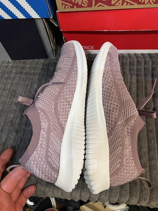 Жіночі кросівки Skechers 38(25см) оригінал