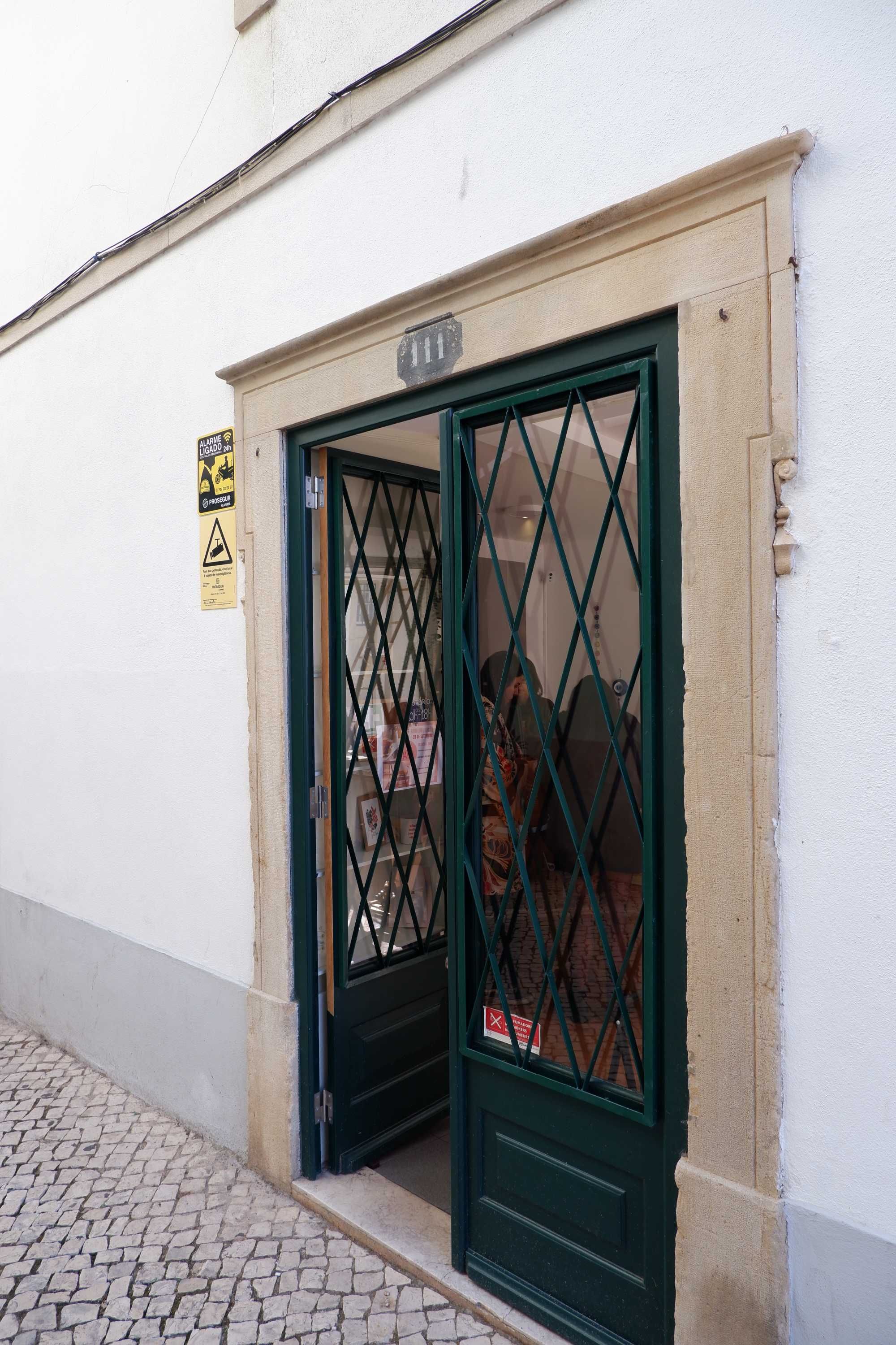 Trespasse Espaço de Comércio e Serviços - Centro Histórico Tomar