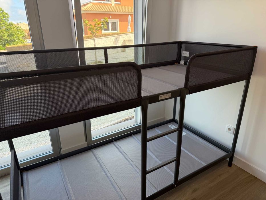Cama Beliche IKEA TUFFING Como Nova, Pré Montada