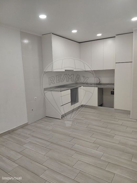 Moradia T2 para arrendamento