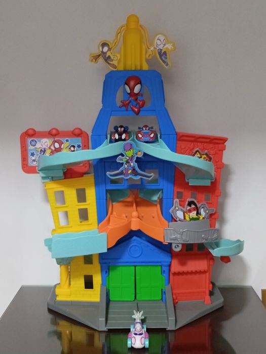 Spidey - Marvel - Jogo de Pista de Cidade Para Veículo de Metal