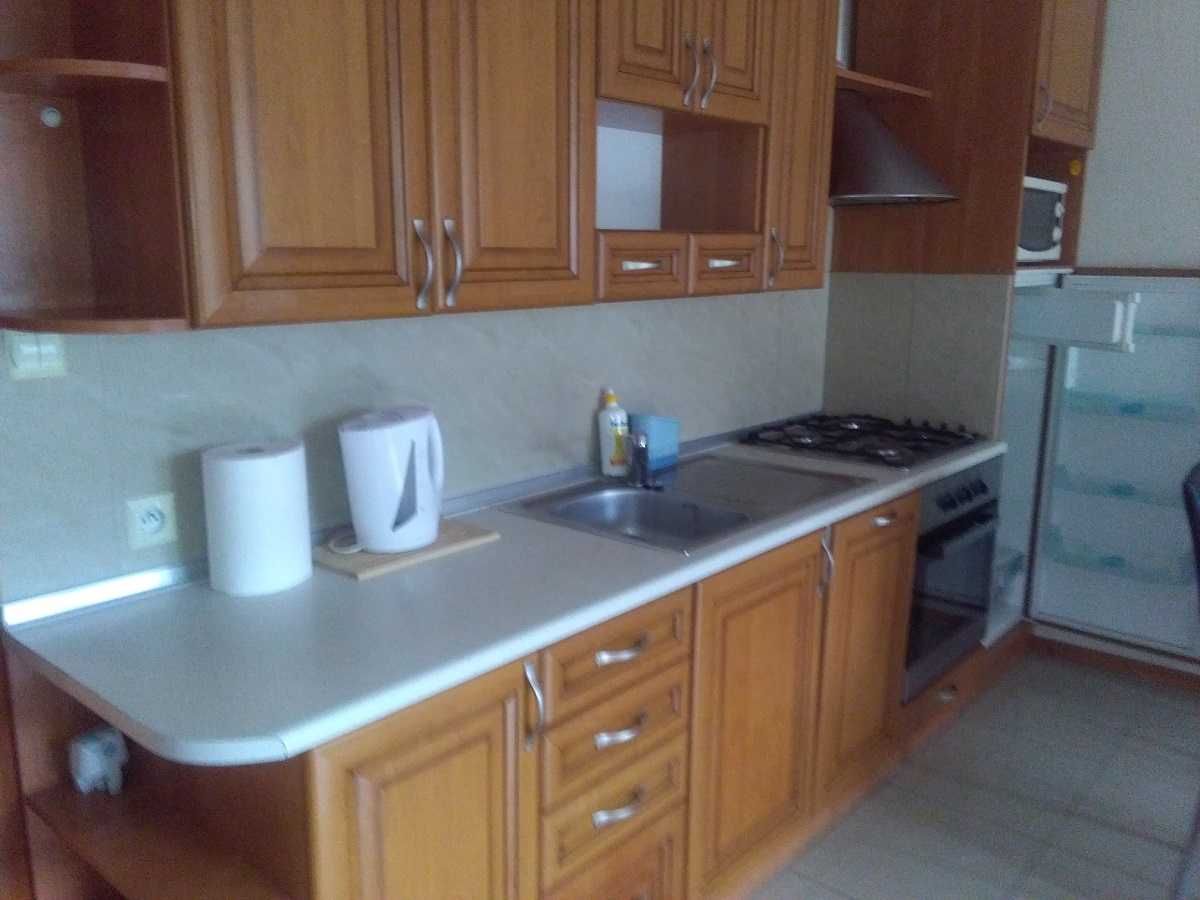 wynajmę w apartamentowcu mieszkanie z garażem w  Szczawno-Zdrój