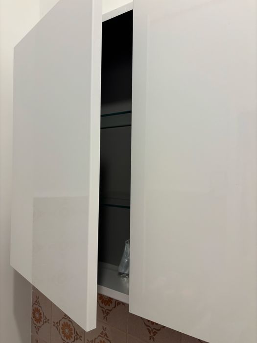 Szafka łazienkowa błyszcząca biała