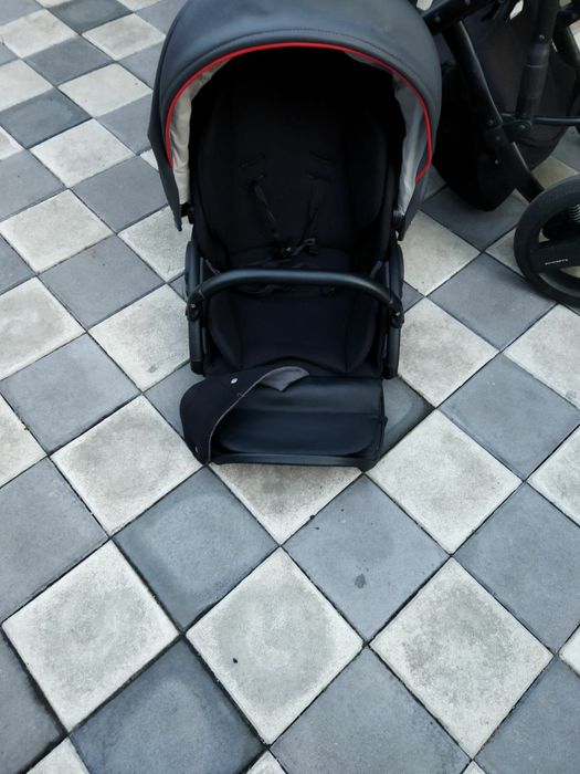 Коляска 2 в 1 в отличном состоянии