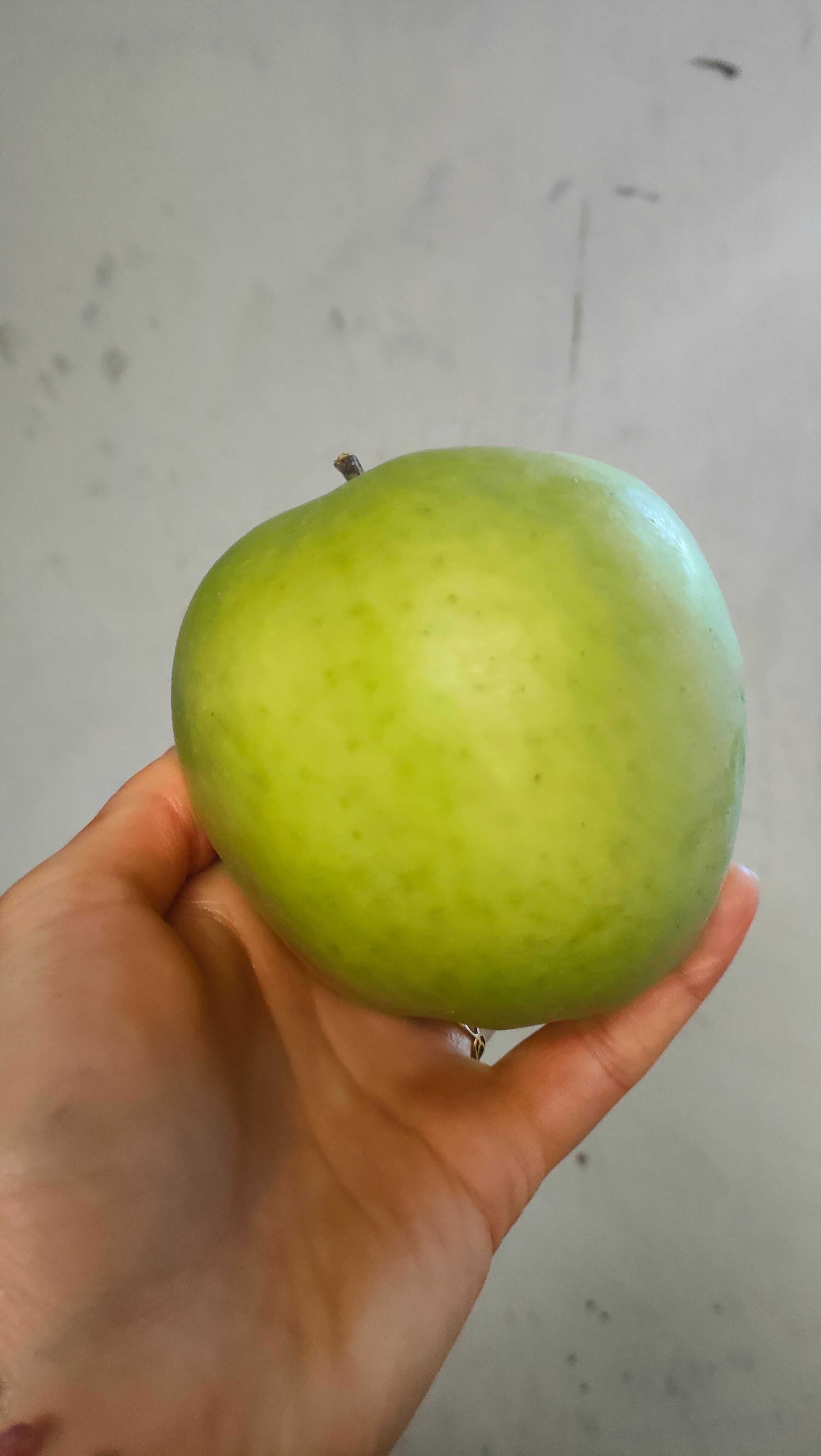 Jabłka różne odmiany 15 kg