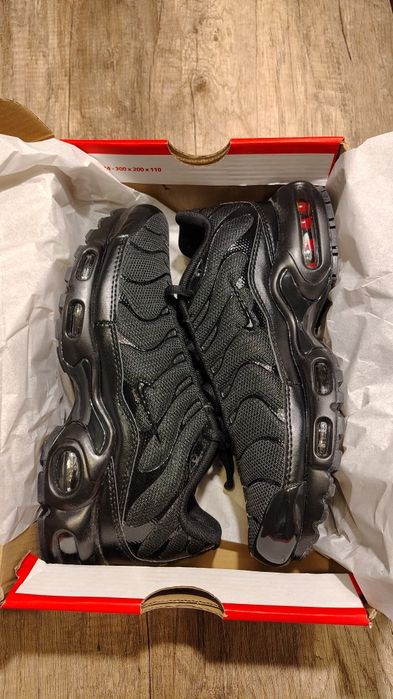 NIKE Air Max Plus czarne rozmiar 39