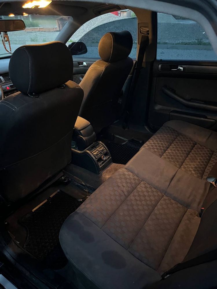 Audi A6 C5 седан