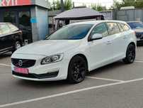 Volvo V60 facelift, 2016рік, 2,0 дизель, із Нідерландів