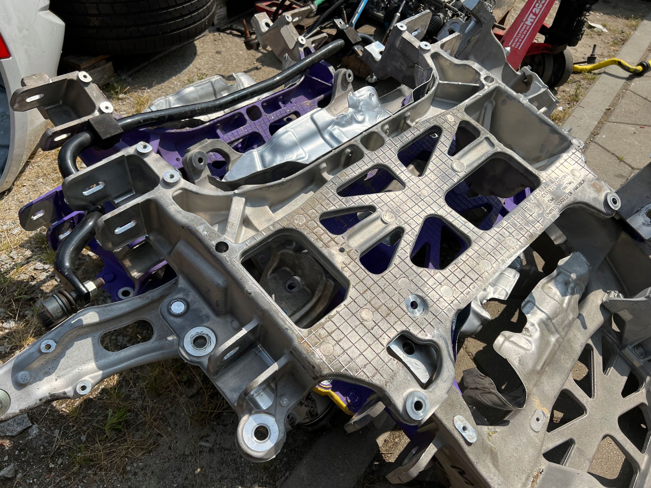 Fisker Karma wózek Sanki Silnika Engine Subframe