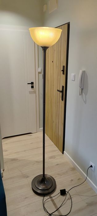 Lampa podłogowa  odbiór osobisty