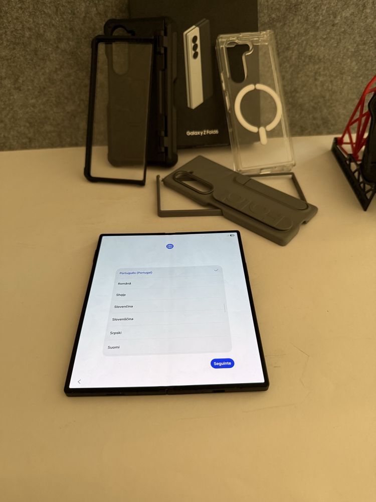 Samsung Galaxy Z Fold 6 256GB Crafted Black (Aceito retomas)